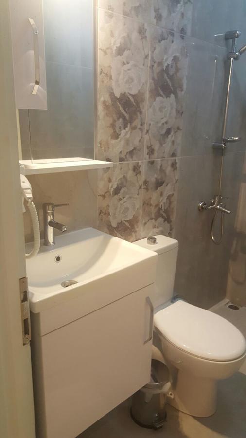 Fullmoon Rooms Cesme Çeşme Esterno foto