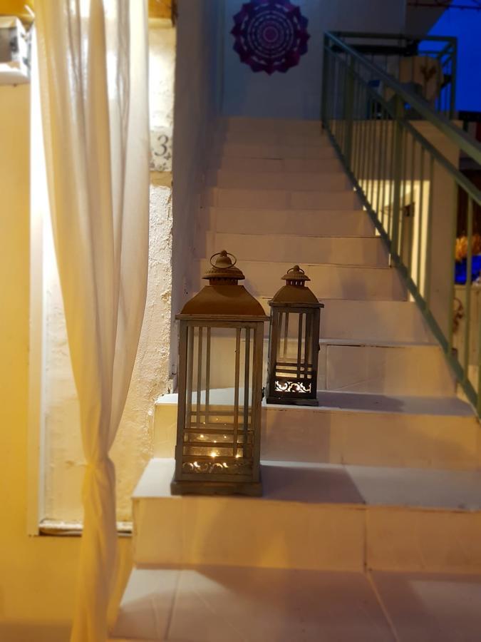 Fullmoon Rooms Cesme Çeşme Esterno foto