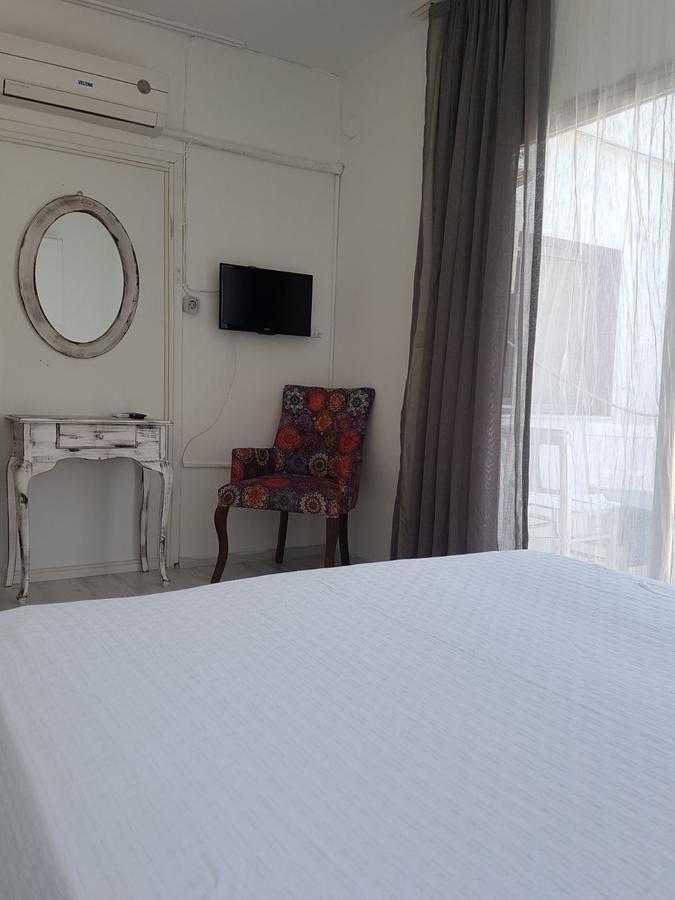 Fullmoon Rooms Cesme Çeşme Esterno foto