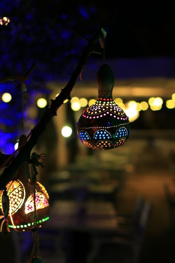 Fullmoon Rooms Cesme Çeşme Esterno foto