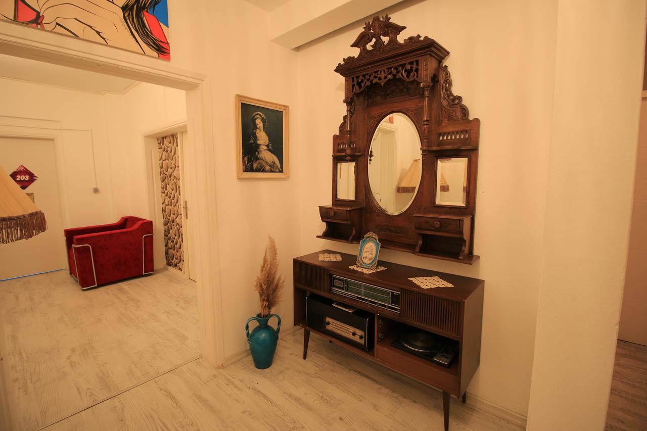Fullmoon Rooms Cesme Çeşme Esterno foto